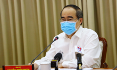Ông Nguyễn Thiện Nhân: Nên bỏ cách lấy mẫu xét nghiệm dùng que chọc mũi