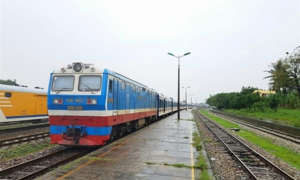 80% vé tàu Hà Nội - TP.HCM bán hết veo chỉ sau 4 giờ mở bán