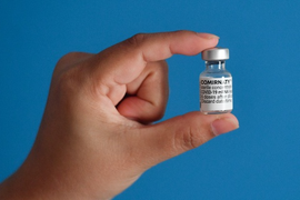Bộ Y tế phân bổ hơn 5 triệu liều vaccine Pfizer