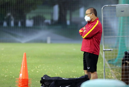 HLV Park Hang Seo đứng ngoài quan sát, U22 Việt Nam lần đầu đầy đủ lực lượng