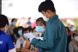 Bình Dương: Không cách ly tập trung người đã tiêm vaccine khi đến địa bàn