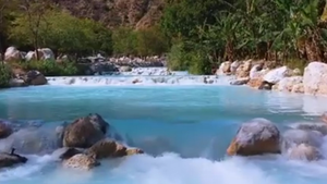 Video: Khám phá suối nước nóng đẹp như tiên cảnh ở Mexico