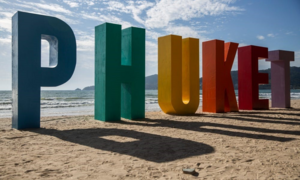 Thí điểm mở cửa Phú Quốc: Bài học từ mô hình 'Hộp cát Phuket'