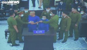 Đường 'Nhuệ' bực tức gọi luật sư bị hại là 'thằng già' giữa phiên toà sơ thẩm