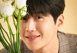 Bị tố ép bạn gái phá thai rồi bỏ rơi, Kim Seon Ho lên tiếng 