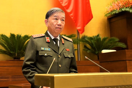 Bộ Công an đề xuất cho cảnh sát cơ động mang vũ khí lên máy bay ngăn khủng bố