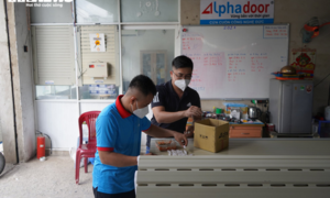 Lao động quay trở lại TP.HCM làm việc: Chủ doanh nghiệp mừng nhưng cũng lo