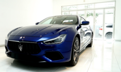 Cận cảnh chiếc Maserati Ghibli Hybrid 2021 đầu tiên tại Việt Nam