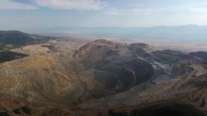 Video: Ngắm mỏ đồng lộ thiên sâu nhất thế giới