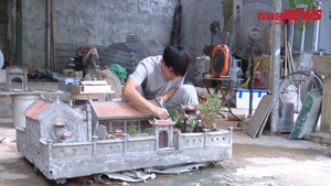 Video: Chàng trai chế tác mô hình làng quê Bắc Bộ thu nhỏ, sống động như thật