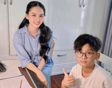 Bị đồn hẹn hò chồng cũ Lệ Quyên, Mai Phương lên tiếng