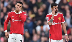 Không sa thải Solskjaer, Man Utd ném đi cả mùa giải