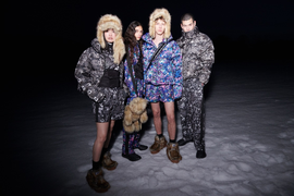 Onitsuka Tiger ra mắt bộ sưu tập tinh giản 'Hoa Darjeeling'