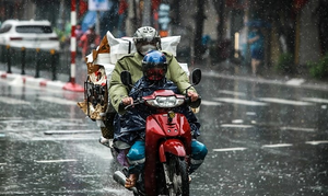 Thời tiết ngày 28/10: Miền Bắc trời chuyển lạnh, miền Trung tiếp tục mưa to