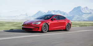 5 ô tô điện nhanh nhất năm 2021