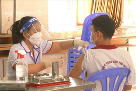 Hướng dẫn tiêm vaccine COVID-19 cho trẻ: Ai đủ điều kiện, ai phải hoãn?