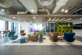 AstraZeneca Việt Nam đạt 2 giải thưởng tại Vietnam Excellence 2021