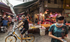 Trung Quốc bất ngờ kêu gọi dân trữ nhu yếu phẩm