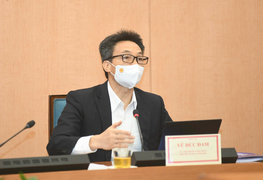 Phó Thủ tướng Vũ Đức Đam: Không đợi tiêm hết vaccine mới cho đi học