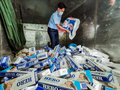 Ngăn chặn gần 1.500 bao thuốc lá lậu khi qua địa bàn Cần Thơ
