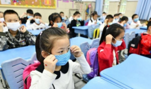 Một giáo viên mắc COVID-19, 18 trường học ở Trung Quốc phải đóng cửa