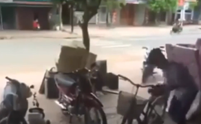 Tên trộm dở hơi chê xe máy, lấy xe đạp