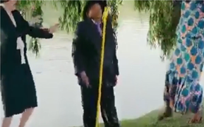 Vừa thương vừa buồn cười: Người đàn ông xui xẻo nhất quả đất