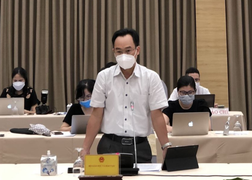 Hai bộ bàn giải pháp cho học sinh trở lại trường