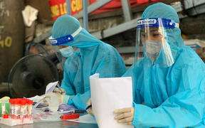 Ghi nhận 8 F0, Hà Nội tìm người đến văn phòng Charmvit và khách sạn Grand Plaza