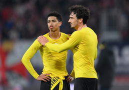 Video: Thua Leipzig, Dortmund bị Bayern nới rộng cách biệt 