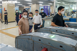 Ngày đầu đưa vào khai thác, tàu Cát Linh - Hà Đông hoạt động ra sao?