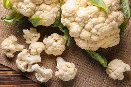 Súp lơ, gừng - thực phẩm quen thuộc giúp bạn ít ốm