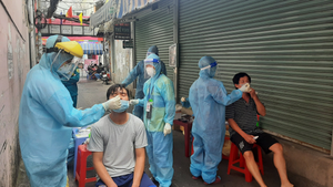 TP.HCM không xét nghiệm COVID-19 định kỳ cho toàn dân