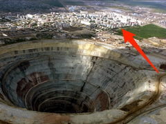 Sự thật về hố sâu ‘địa ngục’ giữa lòng thành phố có thể ‘nuốt’ mọi thứ bay qua