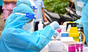 Giá test nhanh SARS-CoV-2 tối đa không quá 110.000 đồng