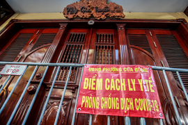 Số ca COVID-19 tăng kỷ lục, Hà Nội phong tỏa hàng loạt quán phở nổi tiếng