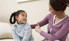 Những hệ lụy tâm lý không ngờ khi cha mẹ áp đặt, phớt lờ ý kiến của con trẻ