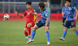 Đá vỏn vẹn 38 phút, Phan Văn Đức vắt kiệt niềm tin của HLV Park Hang Seo