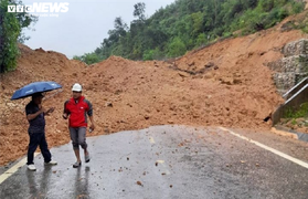 Thời tiết ngày 14/11: Miền Bắc ấm dần, miền Trung và Tây Nguyên mưa to