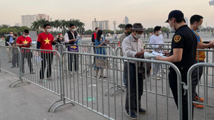 Hướng dẫn khán giả làm thủ tục vào sân trận Việt Nam vs Ả rập Xê út