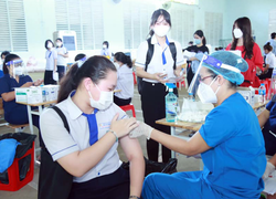 Tỷ lệ tiêm vaccine COVID-19 ở Đồng Nai cao nhất nước