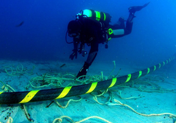 Vì sao cáp biển AAG liên tục đứt nhưng các nhà mạng Việt Nam vẫn bị phụ thuộc?