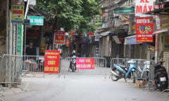 Hà Nội lập chốt kiểm soát người ra, vào ở ổ dịch phường Phú Đô