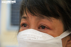 Những tiếng khóc nghẹn trong lễ cầu siêu, tưởng niệm đồng bào mất vì COVID-19