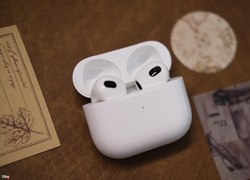 Thiếu hàng, Apple phải bán AirPods mã Singapore tại Việt Nam