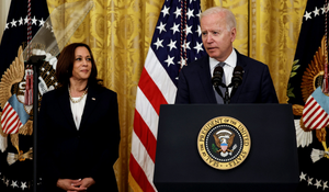 Ông Biden tạm chuyển giao quyền Tổng thống Mỹ cho bà Kamala Harris