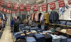 Ào ạt tung khuyến mãi Black Friday, 'đánh cược' vào dịp giảm giá mạnh nhất năm