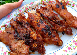 Về Bắc Ninh nếm thử thịt chuột Đình Bảng, món ngon được bày trên mâm cỗ cưới