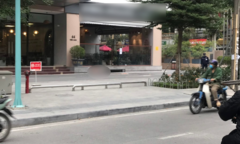 Hà Nội: Người phụ nữ rơi từ tầng cao chung cư xuống đất thiệt mạng