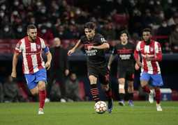Video: Atletico Madrid thua đau AC Milan, bảng tử thần kịch tính ở lượt cuối